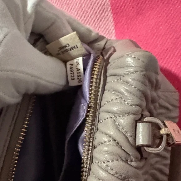 Coach Beige Quilted Handbag with Gold Chain - Picture 10 of 11